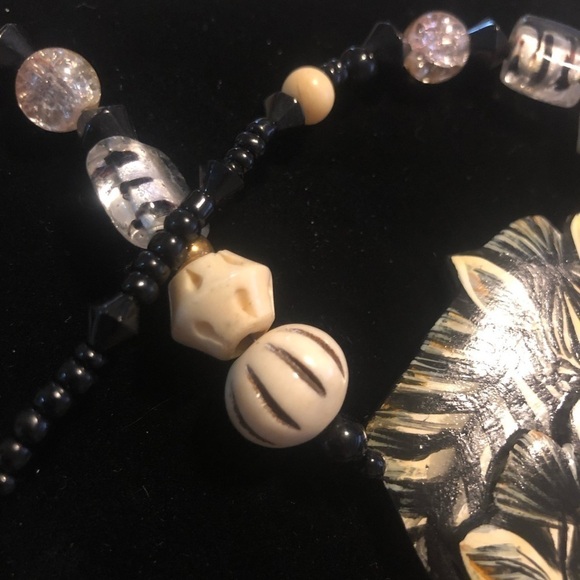 VTG Ceramic Zebra Pendant w Bone & Glass Beads 18” Necklace 4” Pendant - Picture 5 of 8